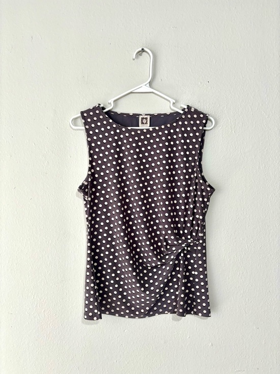 Anne Klein Tops - Anne Klein sleeveless polka dot blouse side-ruched size medium black and white